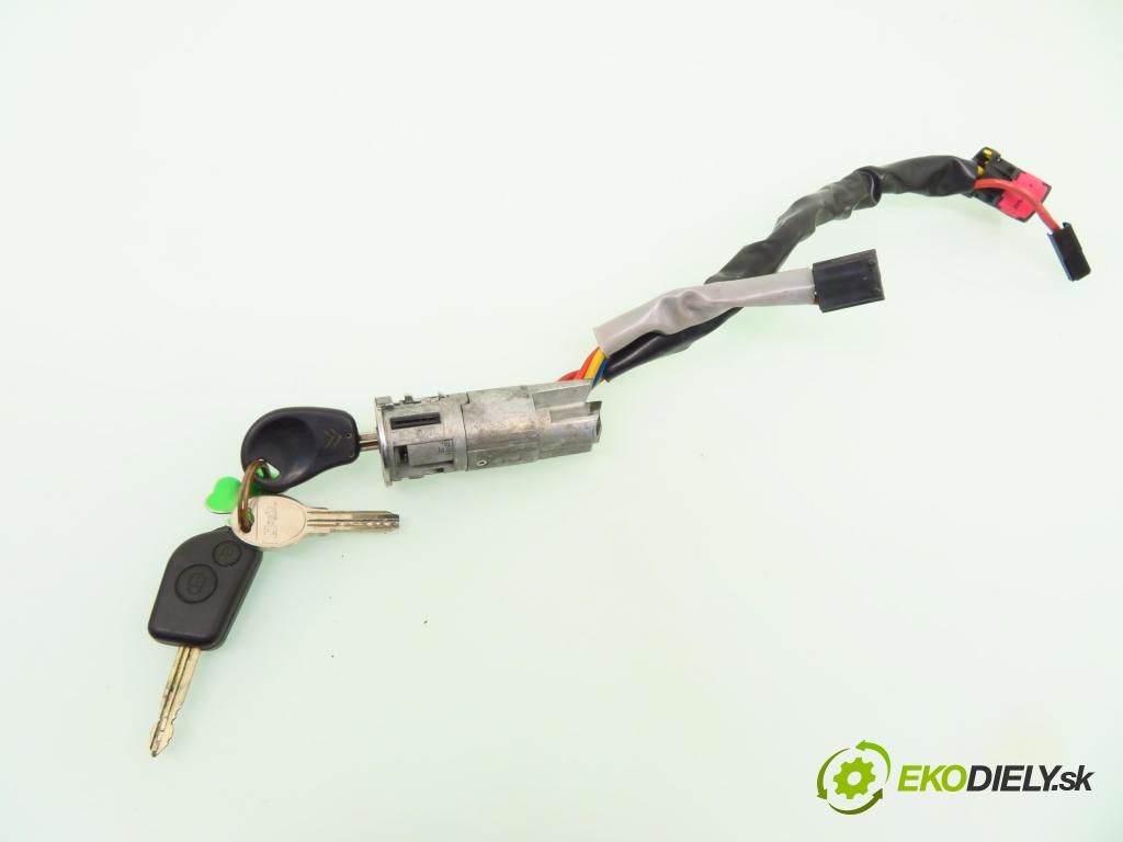 CITROEN XSARA PICASSO (N68) MINIVAN 2001 85,00 1.8 16V - 6FZ (EW7J4) 1749,00 spinačka N0501539  (Spínacie skrinky a kľúče)