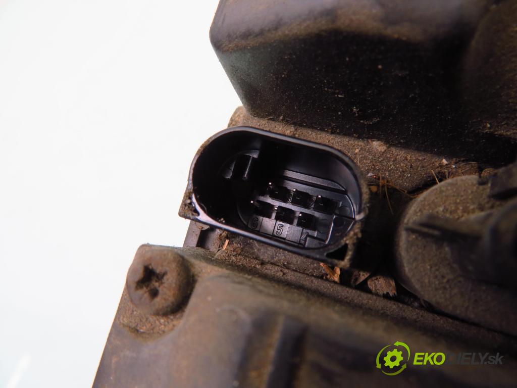 MAZDA 6 Station Wagon (GY) KOMBI 2002 100,00 2.0 DI 136 - RF5C 1998,00 Webasto RF5C209AC ; 66724A ; 9000610A (Webasto ohřívače)