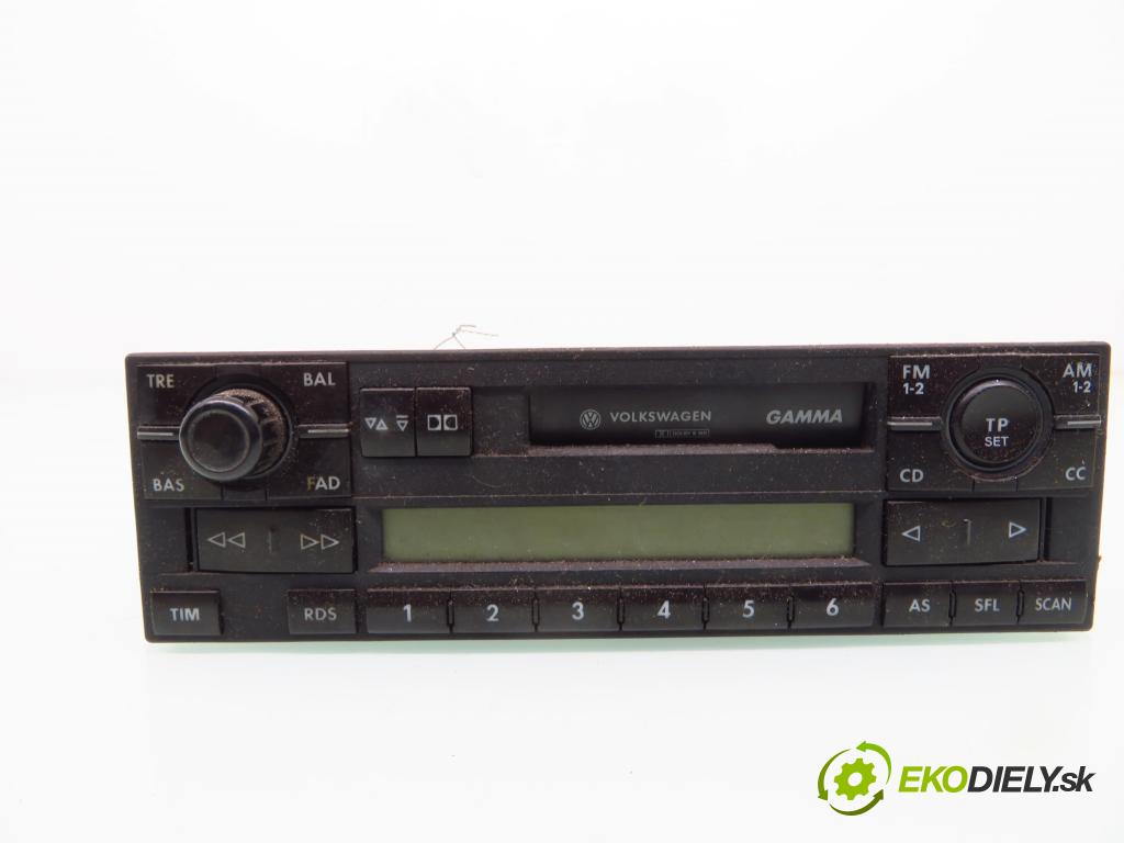 VW PASSAT B5 Variant (3B5) KOMBI 1997 92,00 1.8 - APT 1781,00 RADIO Modul 1J0035186D