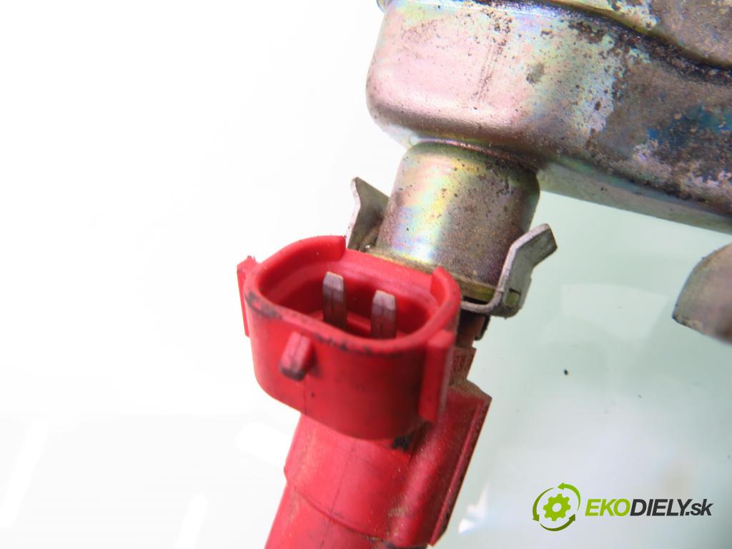 NISSAN ALMERA II (N16) SEDAN 2002 84,00 1.8 - QG18DE 1769,00 Lišta vstrekovacia 0280155940 ; 166009F600 ; 0280160640 (Vstrekovacie lišty)