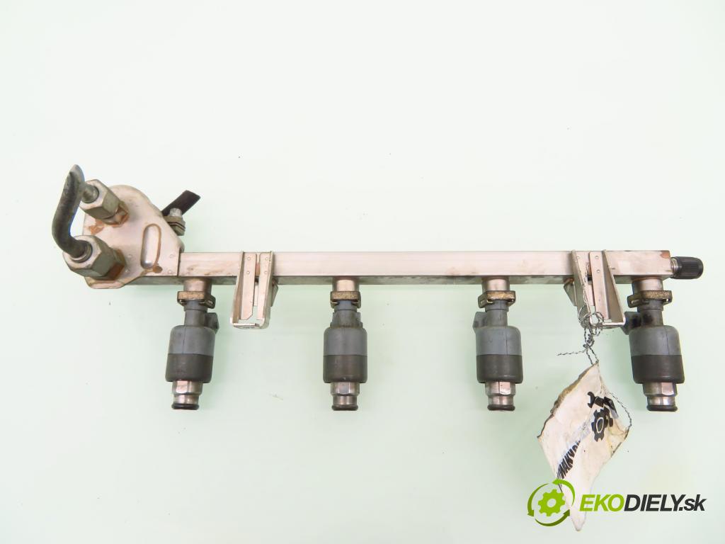 OPEL ASTRA G Kombi (T98) KOMBI 2000 74,00 1.6 16V 100 - X 16 XEL 1598,00 Lišta vstrekovacia 17091762 (Vstrekovacie lišty)