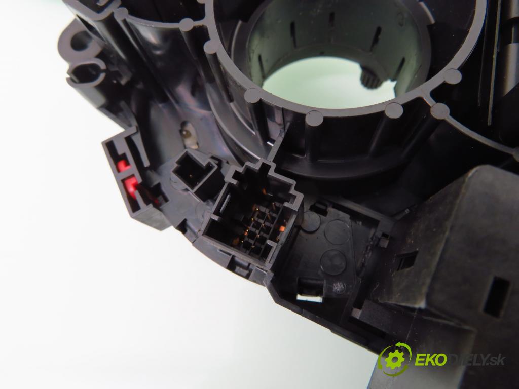 BMW 7 (E38) SEDAN 2000 142,00 730 d - M57 D30 (306D1) 2926,00 páčka/prepínač 8375407 ; 8363668 ; 8375404