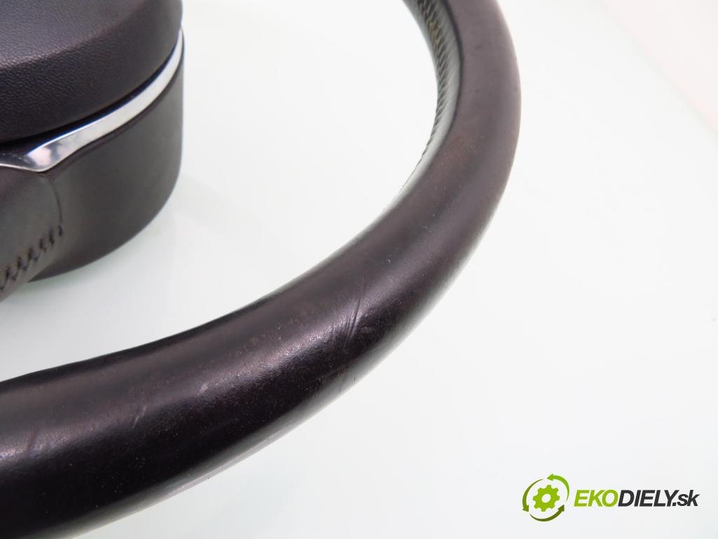 AUDI A8 D3 (4E2, 4E8) SEDAN 2003 202,00 4.0 TDI quattro - ASE 3936,00 Volant  (Volanty)