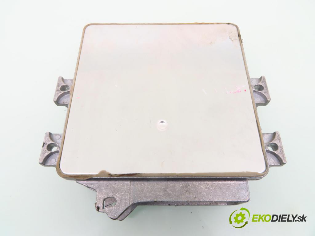 FIAT SIENA (178_) / ALBEA SEDAN 1998 74,00 1.6 16V 101 - 178 B3.000 1581,00 řídící jednotka motora IAW1ABB92 ; 46530987 ; 6160077402