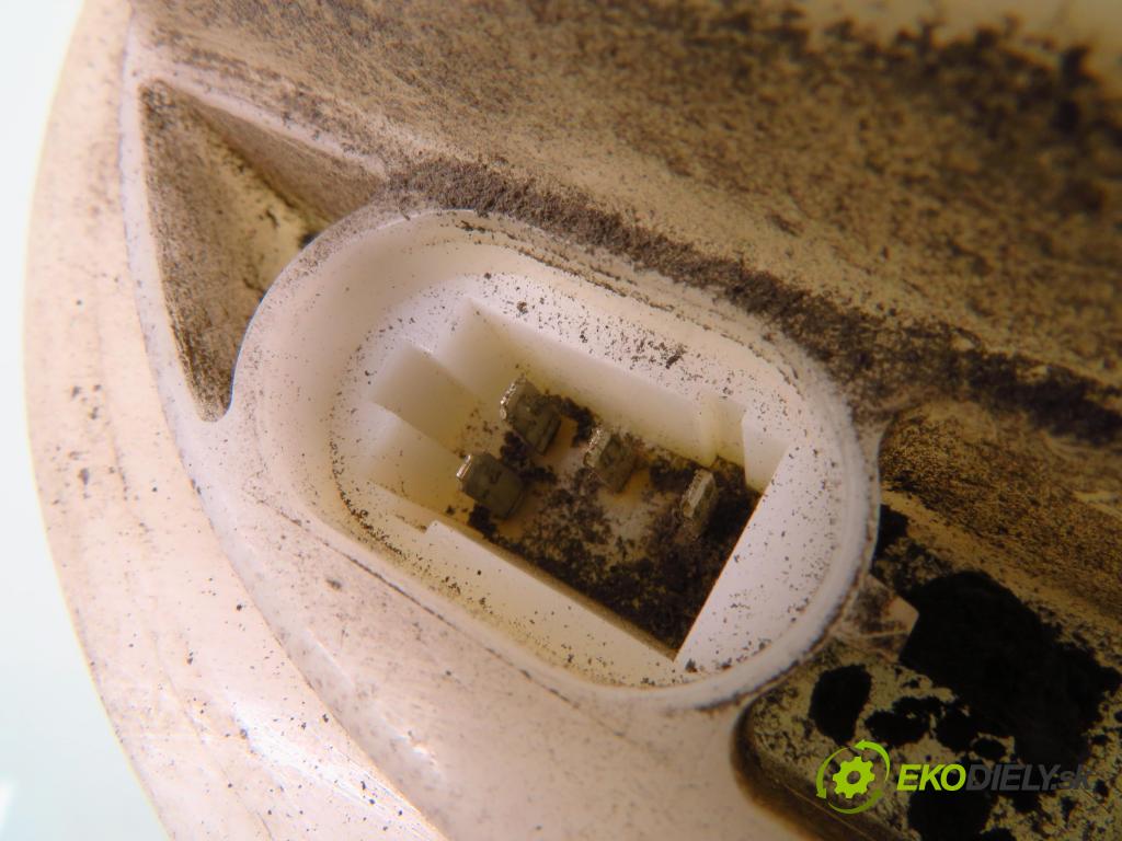 RENAULT CLIO II (BB_, CB_) HB 2001 43,00 1.2 8V 58 - D7F 726 1149,00 pumpa paliva 8200112805 ; 09746659901