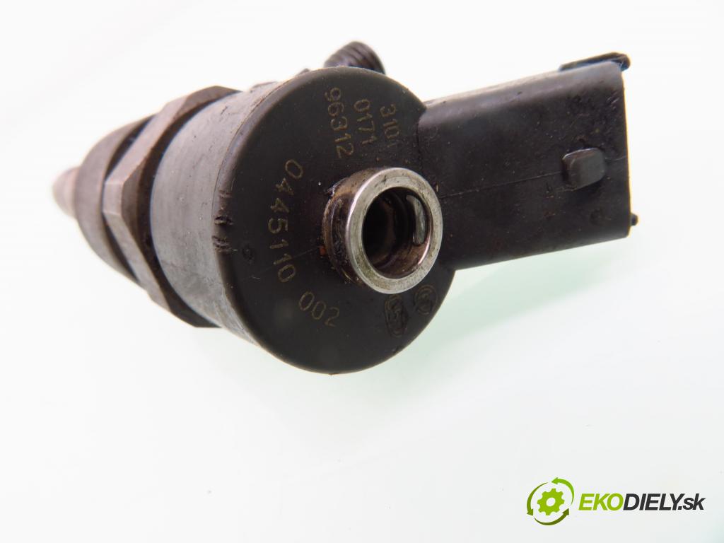 ALFA ROMEO 156 (932_) KOMBI 2000 77,00 1.9 JTD 8V 105 - AR 32302 1910,00 vstrekovač 0445110002 (Vstrekovače)
