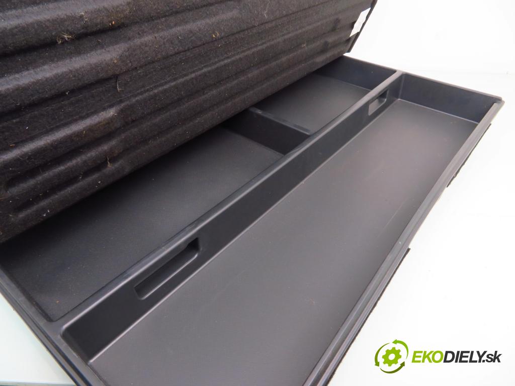 HYUNDAI i30 (GD) KOMBI 2011 0,00 1.6 16V Flex - G4FC 1591,00 krytina kufor / doska 85710A6500