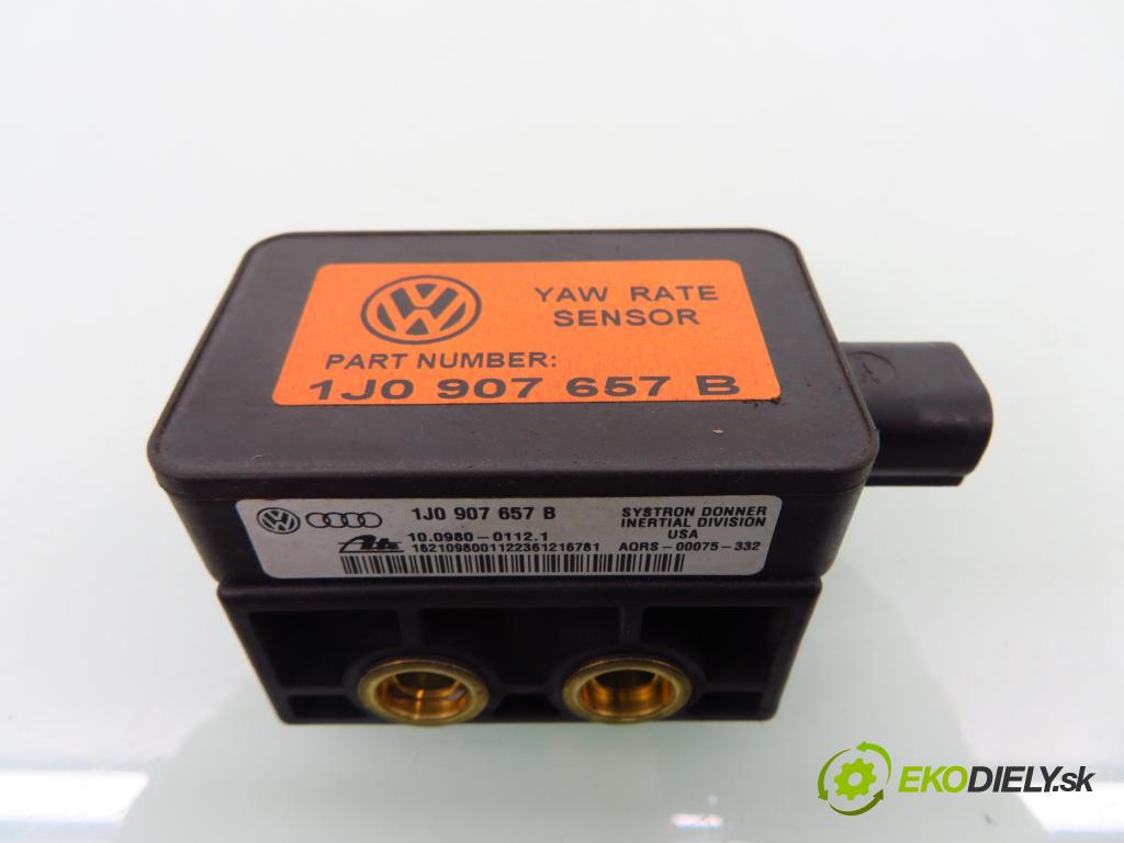 VW GOLF IV Variant (1J5) KOMBI 2001 74,00 1.9 TDI - ATD 1896,00 snímač ESP 1J0907657B ; 1J1907637B