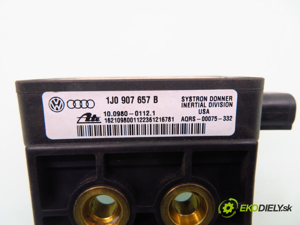 VW GOLF IV Variant (1J5) KOMBI 2001 74,00 1.9 TDI - ATD 1896,00 snímač ESP 1J0907657B ; 1J1907637B