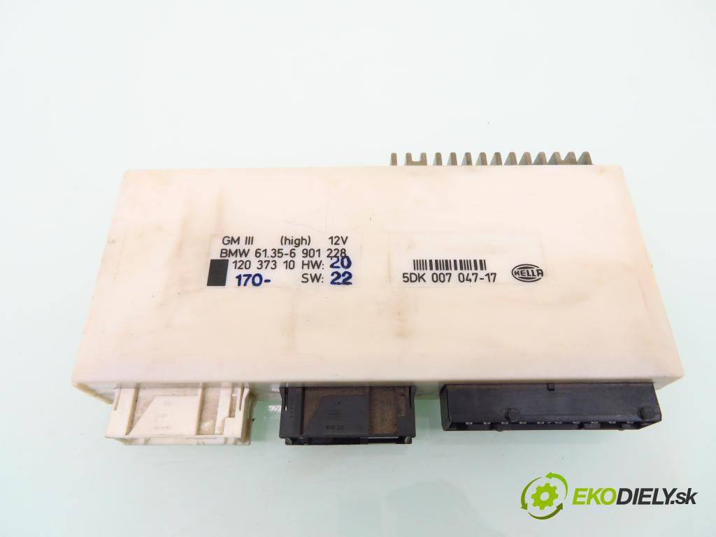 BMW 7 (E38) SEDAN 2000 142,00 730 d - M57 D30 (306D1) 2926,00 MODUL komfortu 6901228 ; 5DK00704717