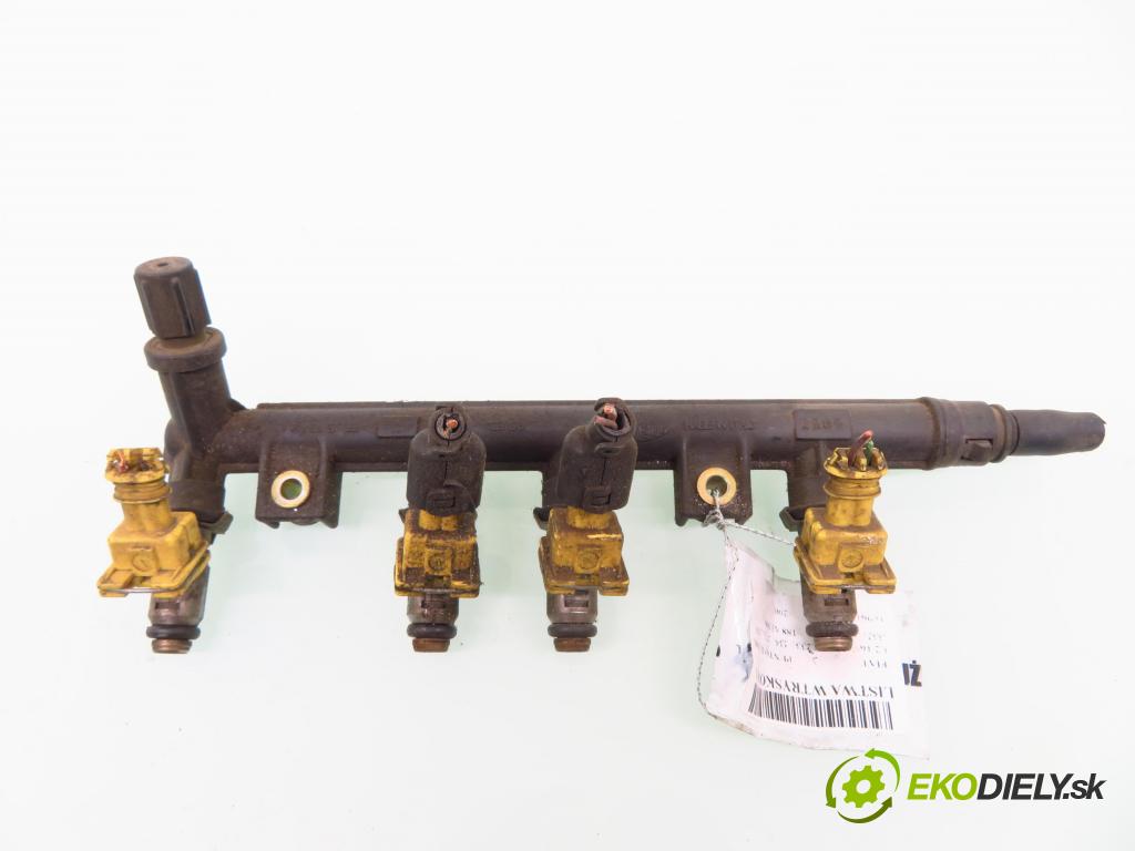 FIAT PUNTO (188_) HB 2003 59,00 1.2 16V 80 - 188 A5.000 1242,00 Lišta vstrekovacia 032031A ; 3219018301 (Vstrekovacie lišty)