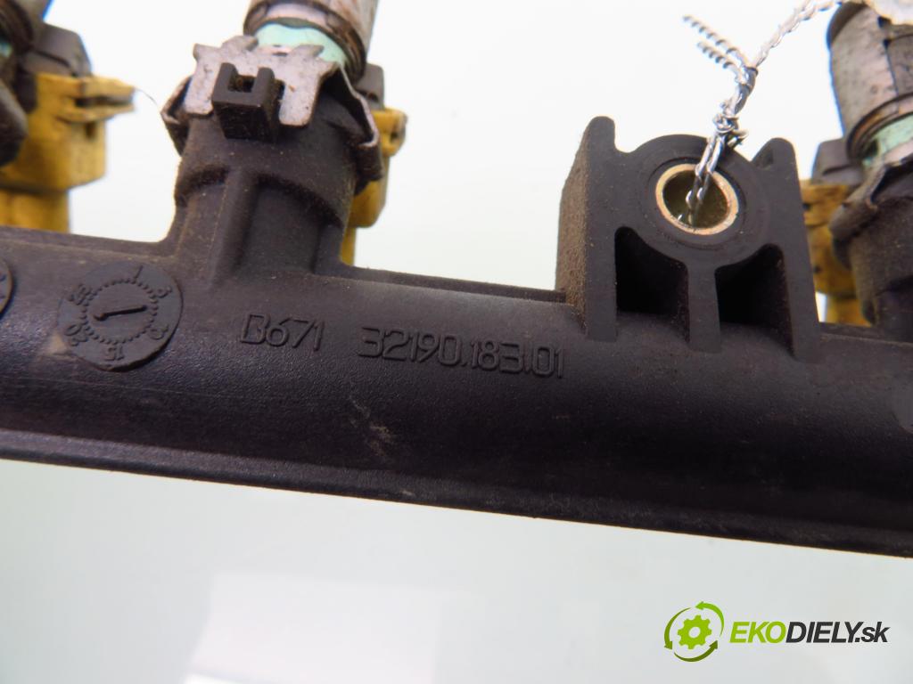 FIAT PUNTO (188_) HB 1999 44,00 1.2 Bifuel - 188 A4.000 1242,00 Lišta vstrekovacia 032031A ; 3219018301 (Vstrekovacie lišty)