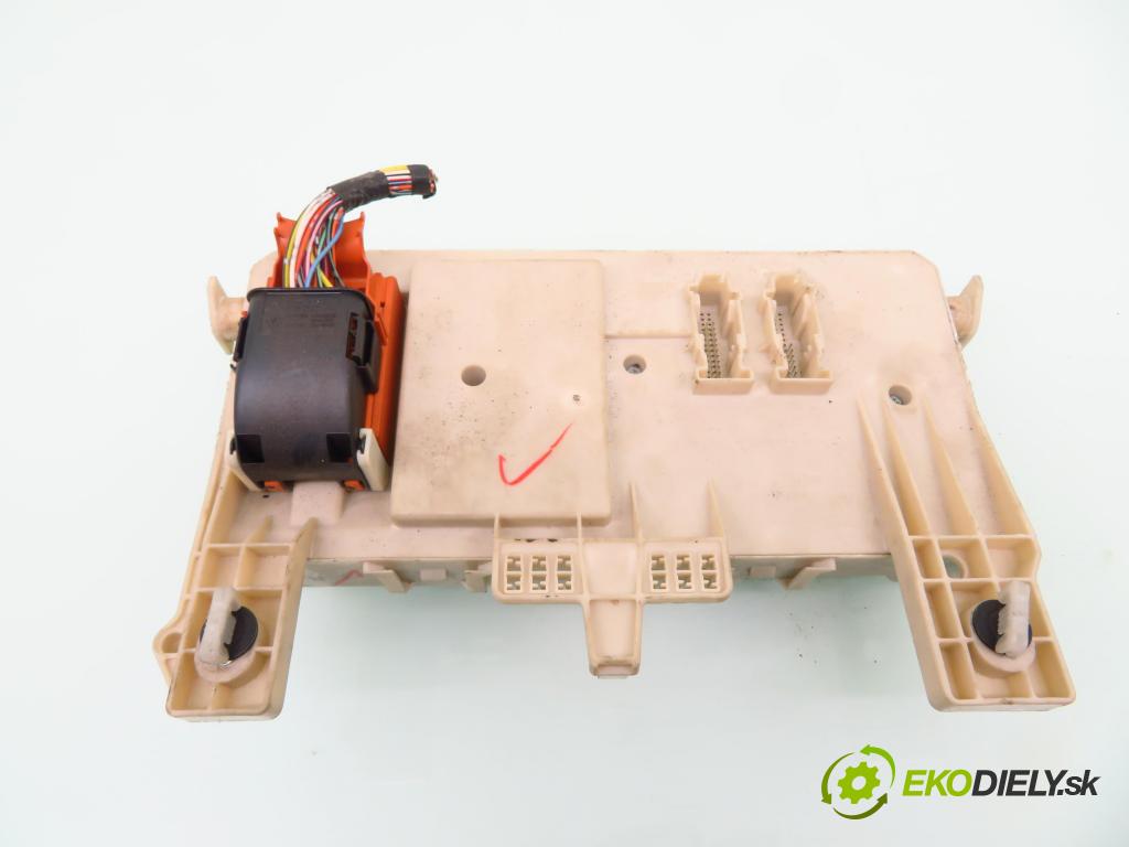 MAZDA 3 (BK) HB 2005 111,00 2.0 150 - LF17 1999,00 MODUL BSI BP4K66730F ; 5190500C3