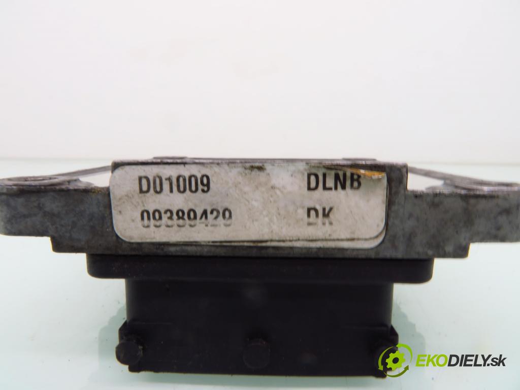 OPEL CORSA C (X01) HB 2001 55,00 1.7 DTI - Y 17 DT 1686,00 řídící jednotka motora 8972272257 ; 09389429