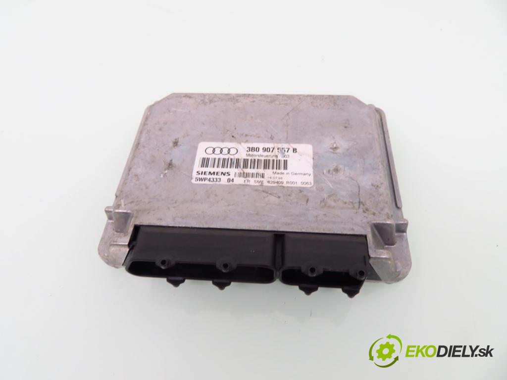 AUDI A4 (8D2, B5) SEDAN 1998 74,00 1.6 8V 100 - ADP 1595,00 řídící jednotka motora 3B0907557B