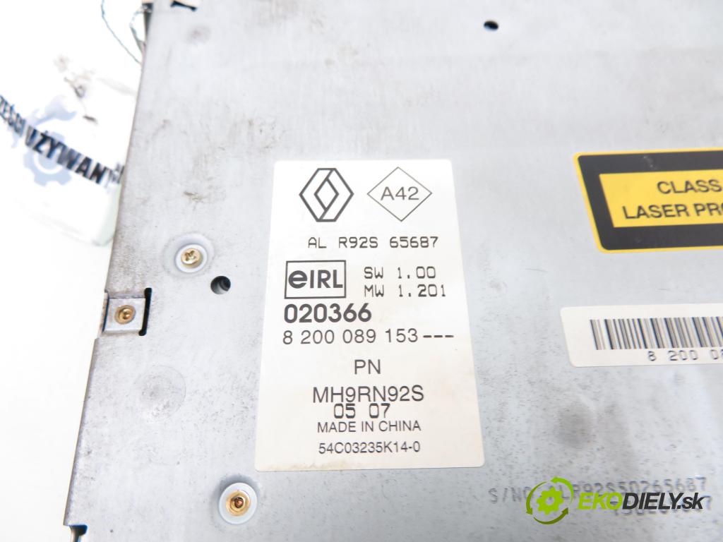 RENAULT ESPACE IV (JK0/1_) VAN 2003 130,00 3.0 dCi 177 - P9X 701 2958,00 RADIO CD 8200089153 ; 8200089153PN
