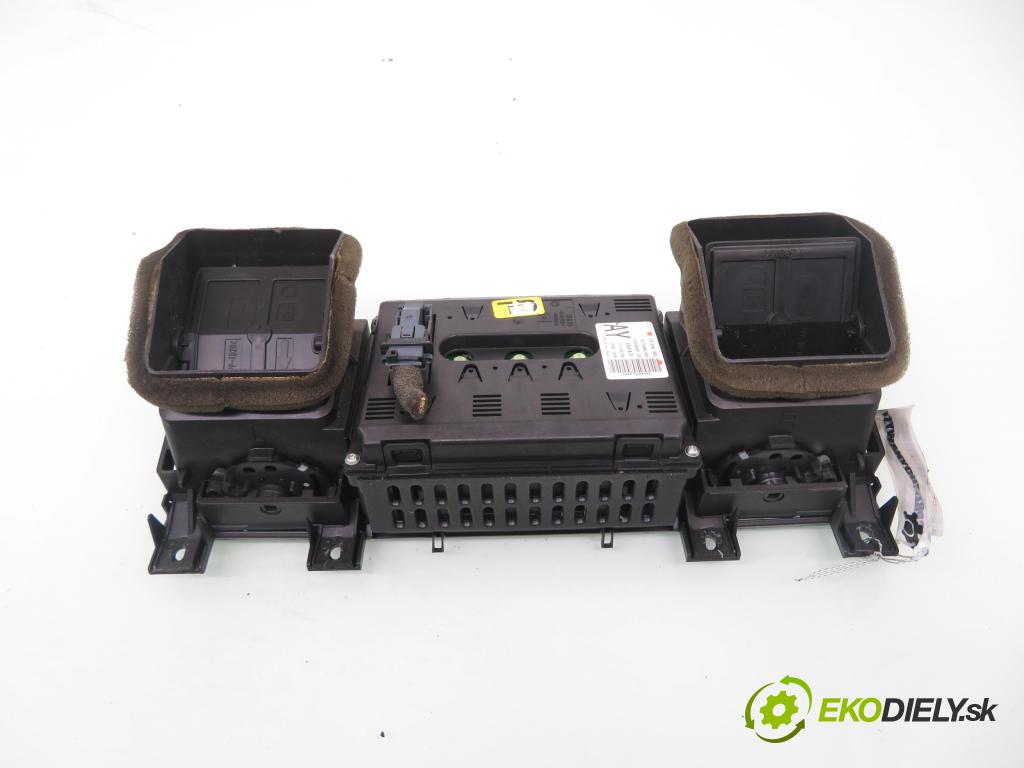 OPEL VECTRA C (Z02) LIFTBACK 2006 110,00 1.9 CDTI - Z 19 DTH 1910,00 RADIO CD 13190853 ; CD30 ; 13208193