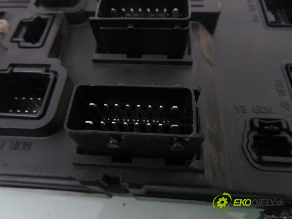 CITROEN XSARA PICASSO (N68) MINIVAN 2003 66,00 2.0 HDi 8V 90 - RHY 1997,00 MODUL BSI S118085320A ; 9649627780