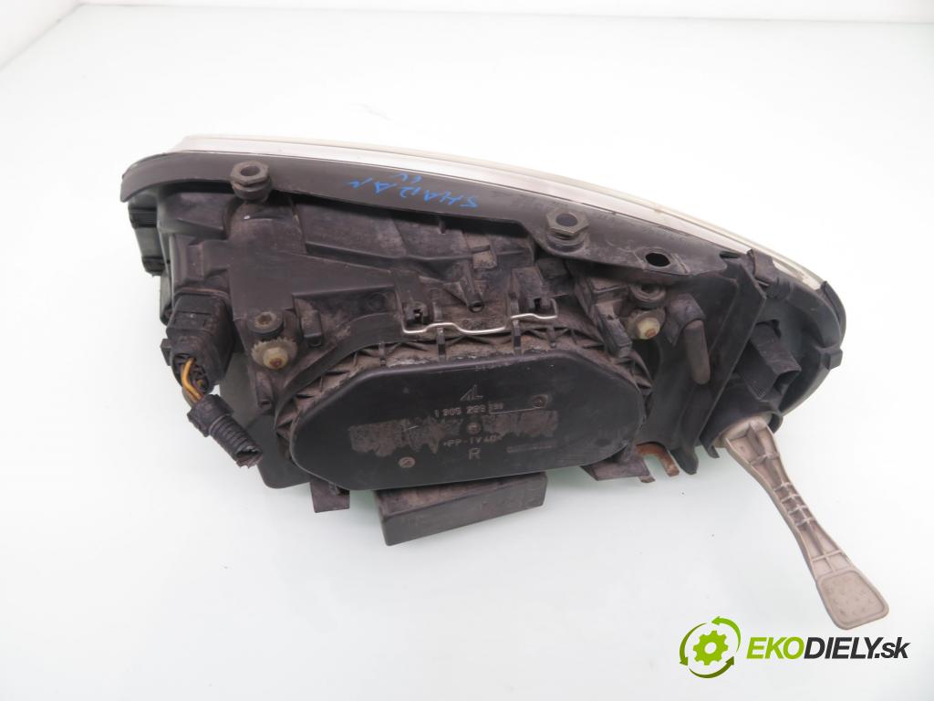 VW SHARAN (7M8, 7M9, 7M6) MINIVAN 2001 85,00 1.9 TDI PD 115 - AUY 1896,00 Svetlo PP 0301182202 ; 7M3941016AB