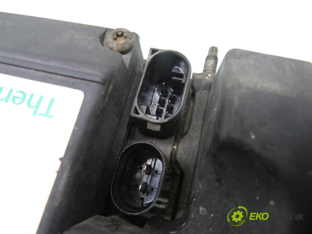 RENAULT SCENIC II (JM0/1_) MINIVAN 2003 60,00 1.5 dCi (JM0F) - K9K 722 1461,00 Webasto 66888F ; 66724B (Webasto (nezávislé kúrenie))