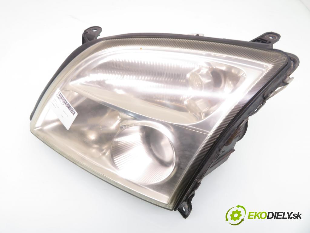 OPEL SIGNUM KOMBI 2003 90,00 1.8 - Z 18 XE 1796,00 světlo LP 15588700