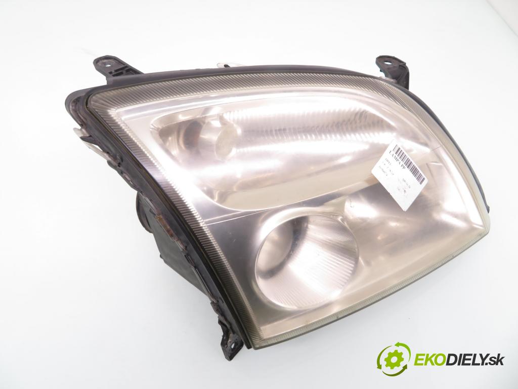 OPEL SIGNUM KOMBI 2003 90,00 1.8 - Z 18 XE 1796,00 Svetlo PP 15588800