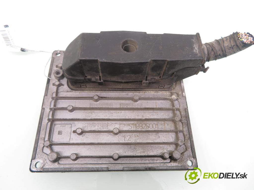 FORD FIESTA V (JH_, JD_) HB 2006 59,00 1.4 16V - FXJA 1388,00 řídící jednotka motora 2U7A12A650TD ; S118107007D ; S118325001