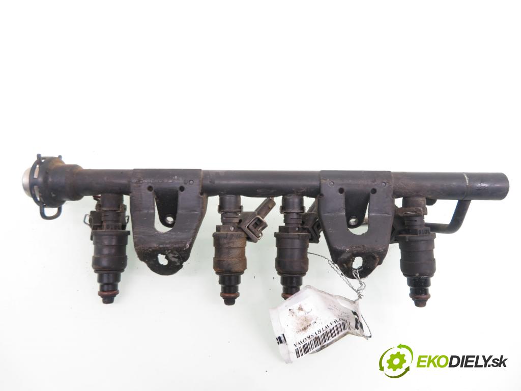 AUDI 80 Avant (8C, B4) KOMBI 1995 85,00 2.0 E - ABK 1984,00 Lišta vstrekovacia 037906031P ; 0280160507 (Vstrekovacie lišty)