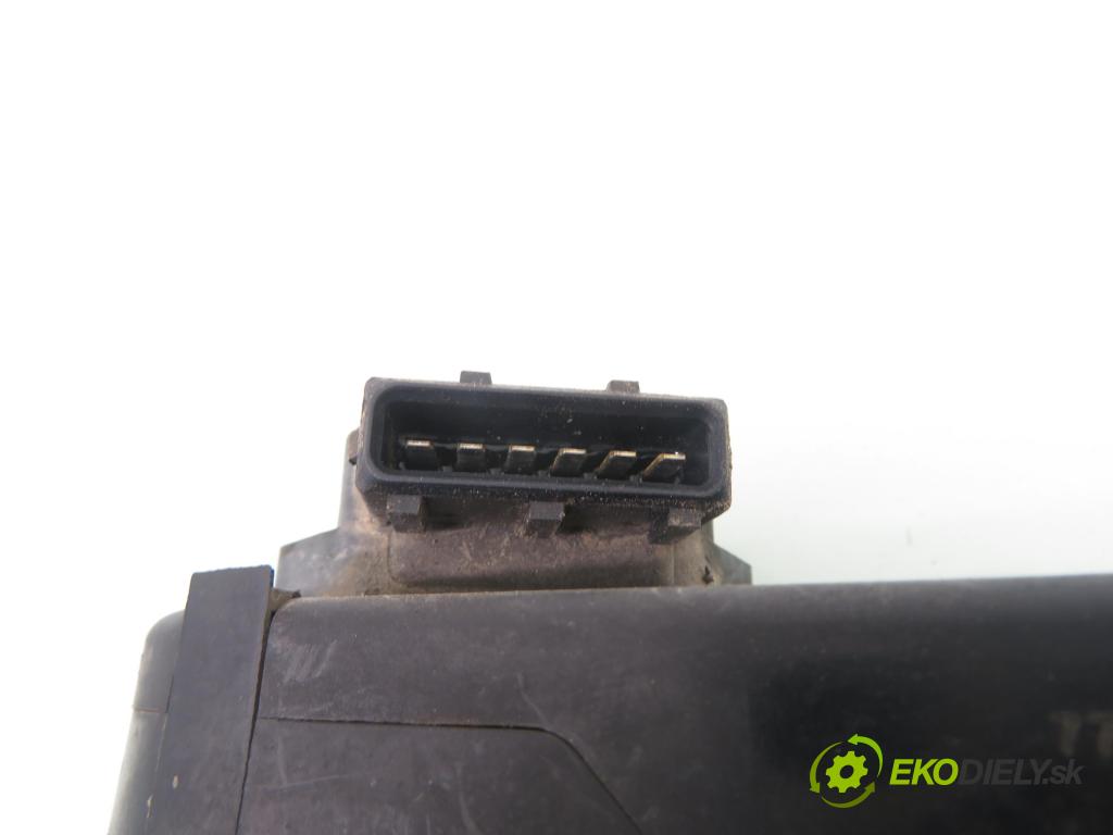 RENAULT MEGANE I (BA0/1_) HB 1999 47,00 1.9 D Eco (B/SA0U, BA0A) - F8Q 620 1870,00 Potenciometer plynu 7700431919 (Pedále)