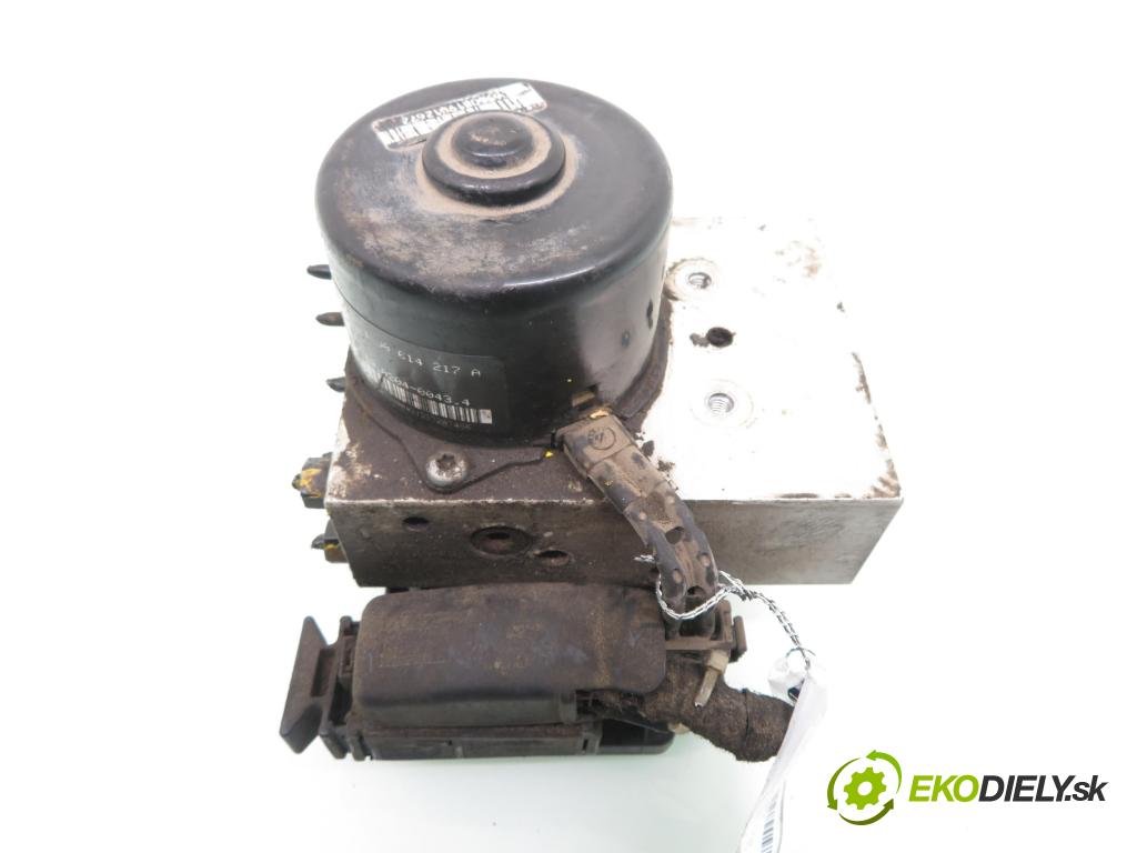 SKODA OCTAVIA I (1U2) SEDAN 1997 92,00 1.8 - AGN 1781,00 Pumpa ABS 1J0907379A ; 1J0614217A (Pumpa ABS)