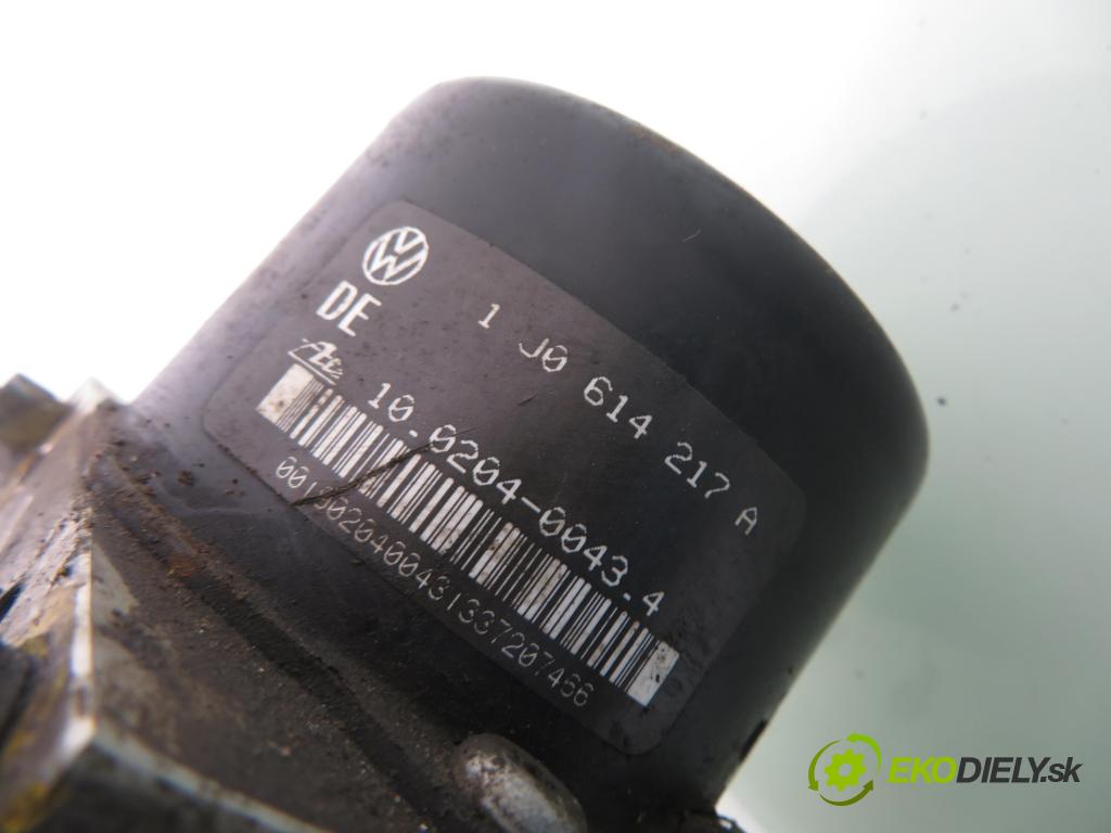 SKODA OCTAVIA I (1U2) SEDAN 1997 92,00 1.8 - AGN 1781,00 Pumpa ABS 1J0907379A ; 1J0614217A (Pumpa ABS)