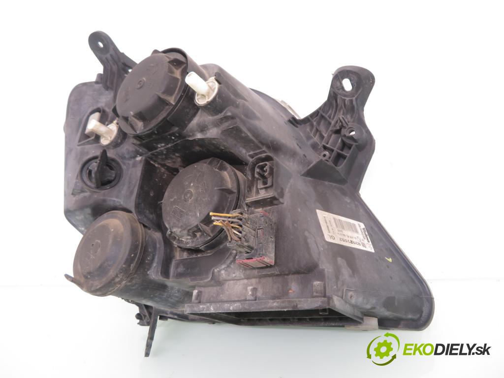 OPEL MERIVA A nadwozie wielkoprzestrzenne (MPV) (X03) MINIVAN 2000 74,00 1.6 16V - Z 16 XE 1598,00 Svetlo LP 93321052