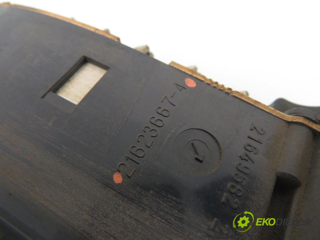 RENAULT LAGUNA I (B56_, 556_) LIFTBACK 1997 66,00 1.8 (B56A/B) - F3P 724 1794,00 prístrojovka elektrický 216236674