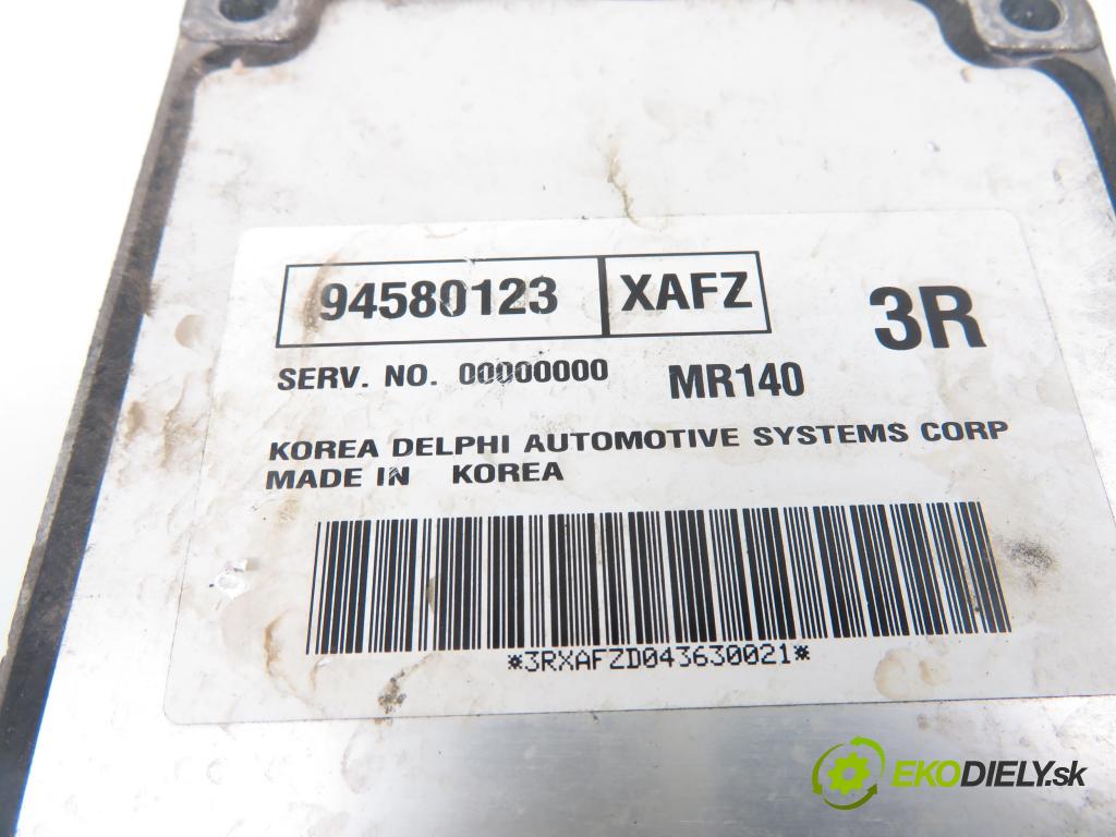 CHEVROLET LACETTI (J200) HB 2005 89,00 1.8 - F18D3 1796,00 řídící jednotka motora 94580123