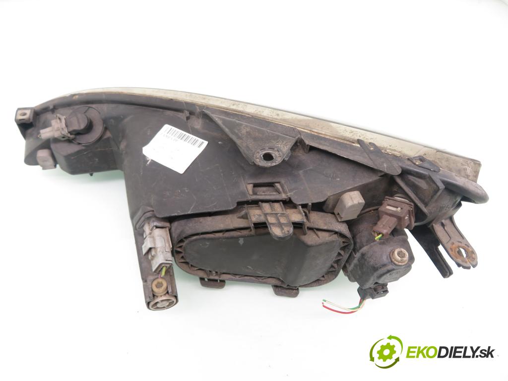 PEUGEOT 206 liftback (2A/C) HB 2003 55,00 1.4 75 - KFW 1360,00 Svetlo PP 89002772