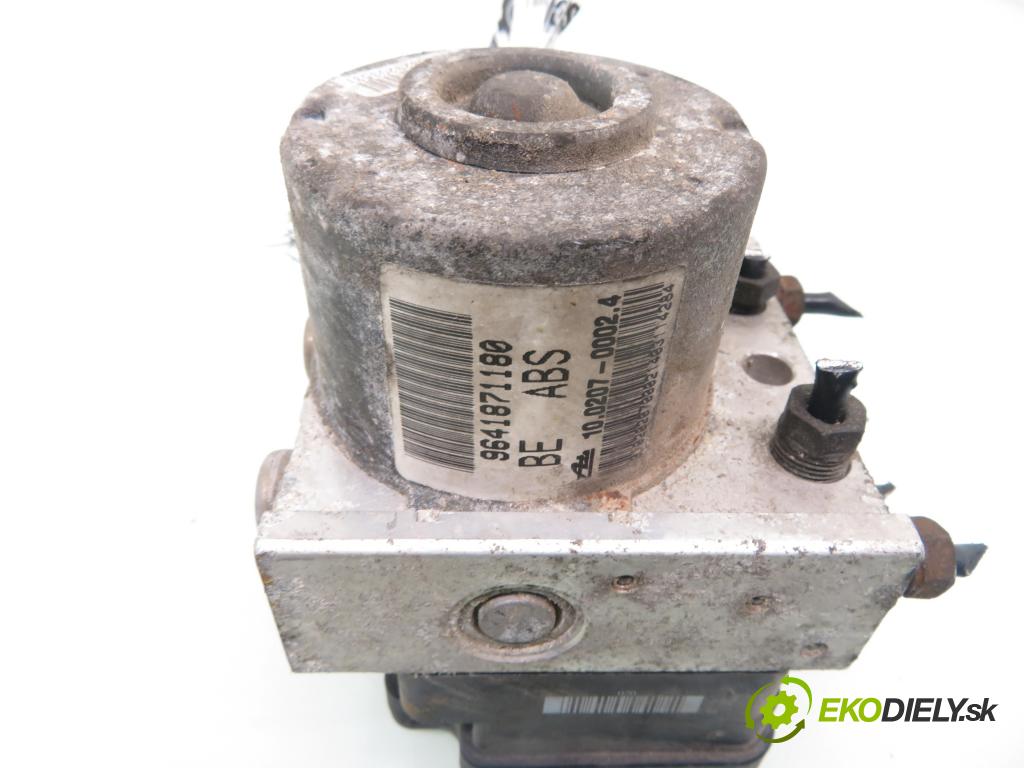 PEUGEOT 206 liftback (2A/C) HB 2003 55,00 1.4 75 - KFW 1360,00 Pumpa ABS 10097011053 ; 9641871180 (Pumpy ABS)