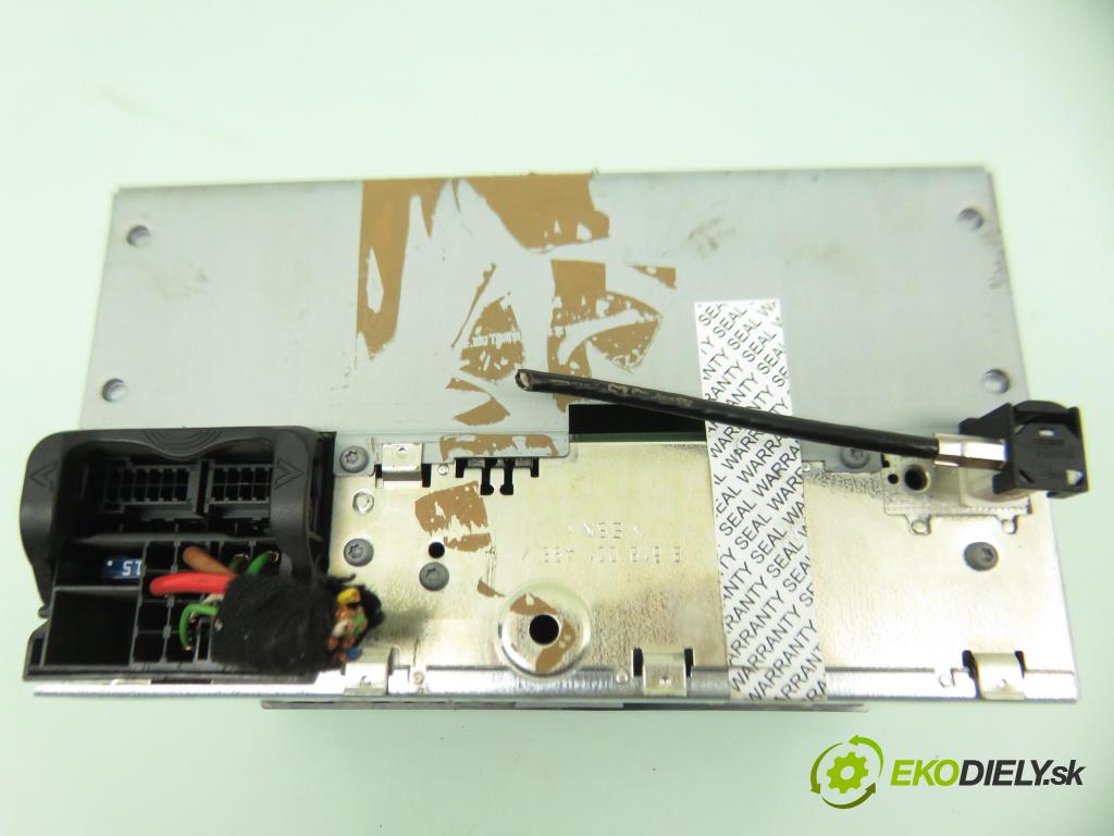 OPEL MERIVA A nadwozie wielkoprzestrzenne (MPV) (X03) MINIVAN 2000 74,00 1.6 16V - Z 16 XE 1598,00 RADIO CD 13190855 ; CD30 ; 13156841