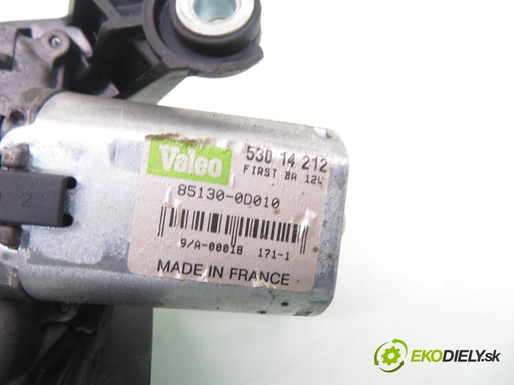 TOYOTA YARIS (_P1_) HB 1999 50,00 1.0 VVT- i 68 - 1SZ-FE 998,00 motorek stěrače ZADNÍ: 53014212 ; 851300D010
