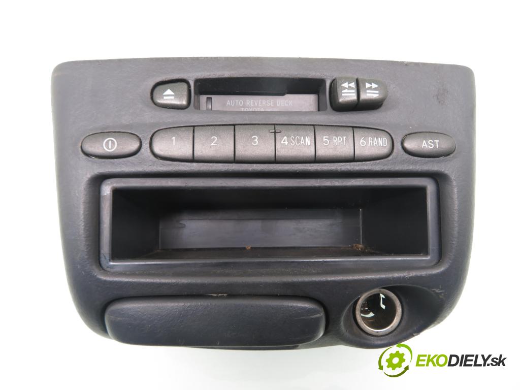 TOYOTA YARIS (_P1_) HB 1999 50,00 1.0 VVT- i 68 - 1SZ-FE 998,00 RADIO Modul 0860052810 ; 1220012600A151