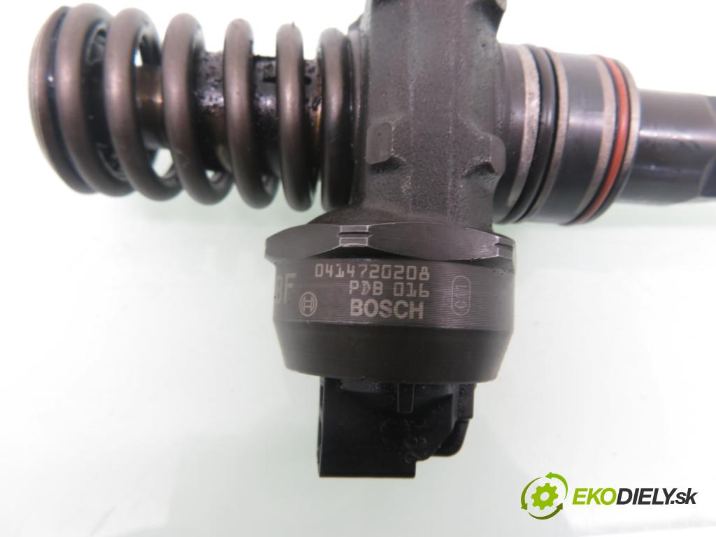 VW GOLF IV (1J1) HB 2001 74,00 1.9 TDI PD 101 - AXR 1896,00 Vstrekovač 038130073AM ; 0414720208 (Vstrekovače)