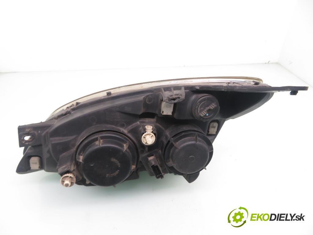 CITROEN C5 I (DC_) LIFTBACK 2003 85,00 1.8 16V (DC6FZB, DC6FZE) - 6FZ (EW7J4) 1749,00 Svetlo PP