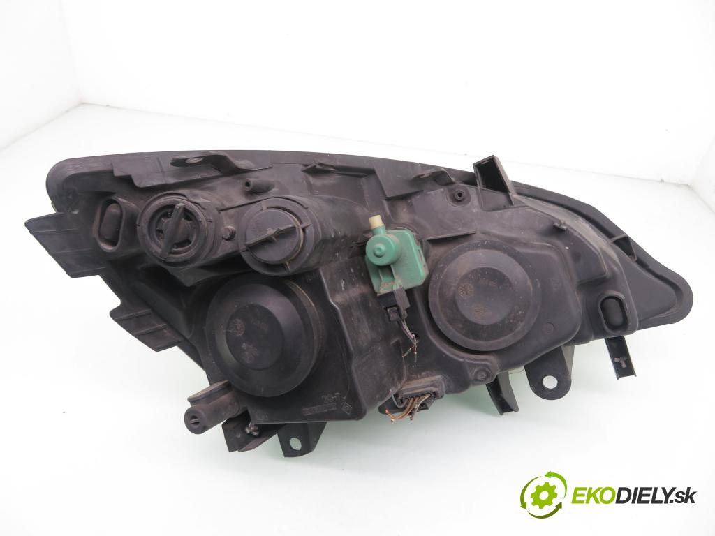 RENAULT SCENIC II (JM0/1_) MINIVAN 2007 78,00 1.5 dCi 106 - K9K 732 1461,00 Svetlo LP