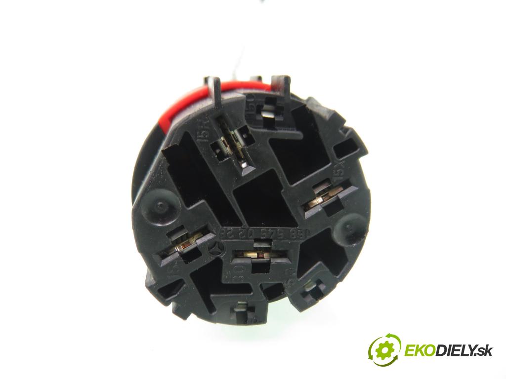 MERCEDES-BENZ KLASA A (W168) HB 2000 60,00 1.4 A 140 82 - M 166.940 1397,00 Kocka, vložka spínacej skrinky 1685450228 (Spínacie skrinky a kľúče)