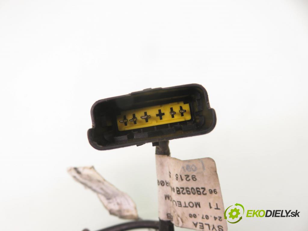 PEUGEOT 206 liftback (2A/C) HB 2000 55,00 1.4 i 75 -  KFX 1361,00 Lišta vstrekovacia 9625194080D ; 0280155795 ; 9629092880 (Vstrekovacie lišty)