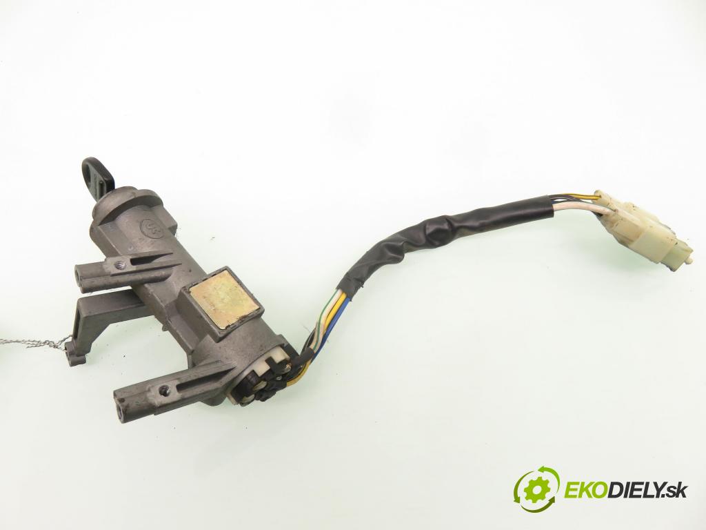 DAEWOO TICO (KLY3) HB 1996 35,00 0.8 48 - F8C 796,00 spinačka  (Spínacie skrinky a kľúče)