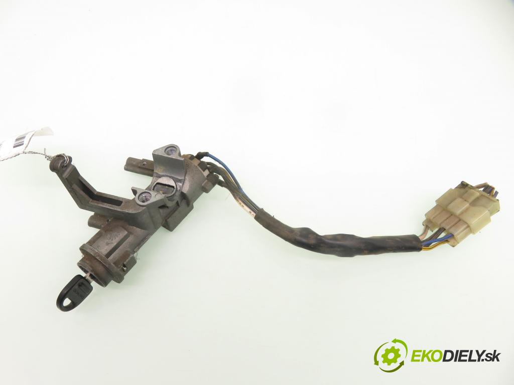 DAEWOO TICO (KLY3) HB 1996 35,00 0.8 48 - F8C 796,00 spinačka  (Spínacie skrinky a kľúče)