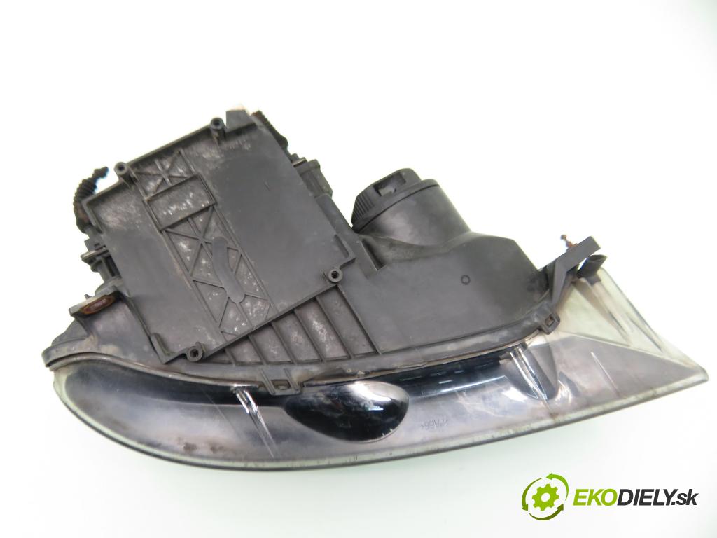 ALFA ROMEO 156 Sportwagon (932_) KOMBI 2003 122,00 2.0 JTS 166 - 937 A1.000 1970,00 Svetlo LP 606859430