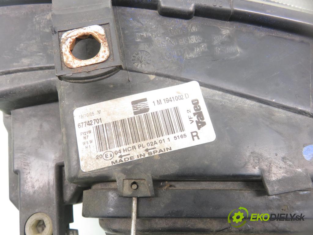 SEAT LEON (1M1) HB 1999 74,00 1.6 - AKL 1595,00 Svetlo PP 1M1941002D ; 67742701