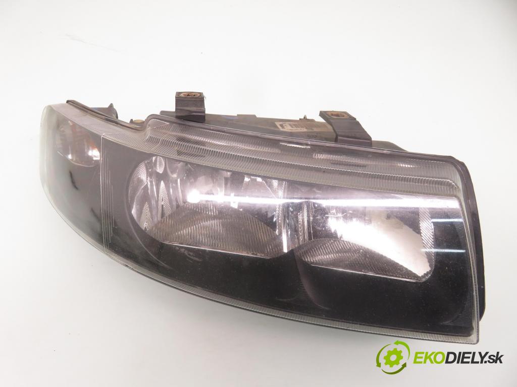 SEAT LEON (1M1) HB 1999 74,00 1.6 - AKL 1595,00 Svetlo PP 1M1941002D ; 67742701