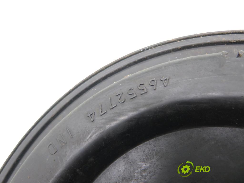 FIAT PUNTO (188_) HB 2001 63,00 1.9 JTD - 188 A7.000 1910,00 Obal filtra vzduchu 46755078 ; 46552774 (Obaly filtrov vzduchu)